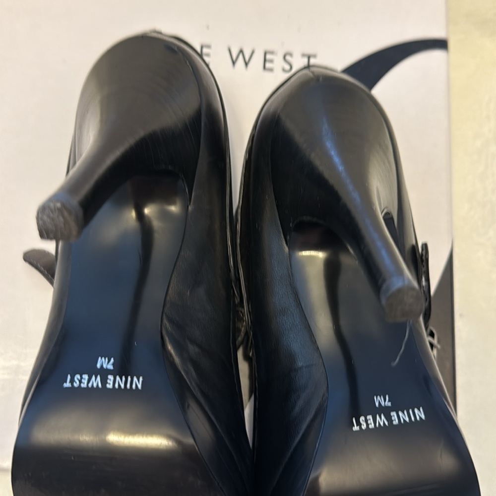 Nine West Black Mary Jane Heels - Picture 12 of 16